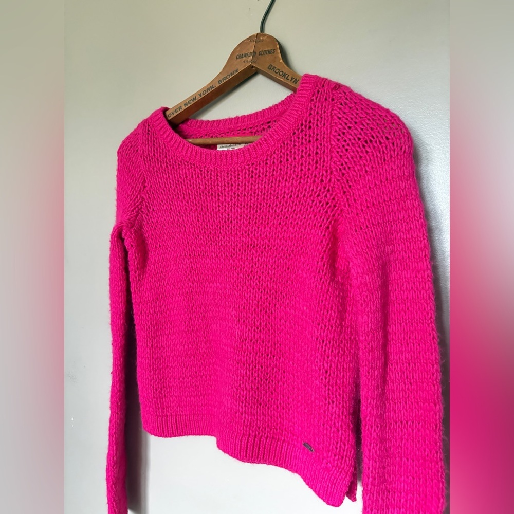 Abercrombie & Fitch hot pink sweater chunky open neck cropped Barbiecore S EUC